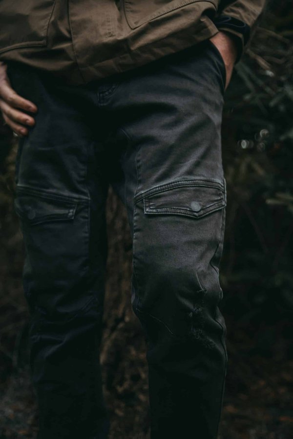 Quels styles de pantalons cargo pour un look décontracté et tendance ?